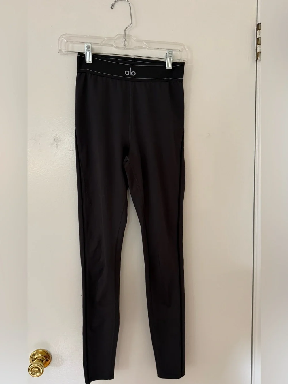 ALO YOGA | Airlift High Waist Suit Up Legging - Anthracite / Black